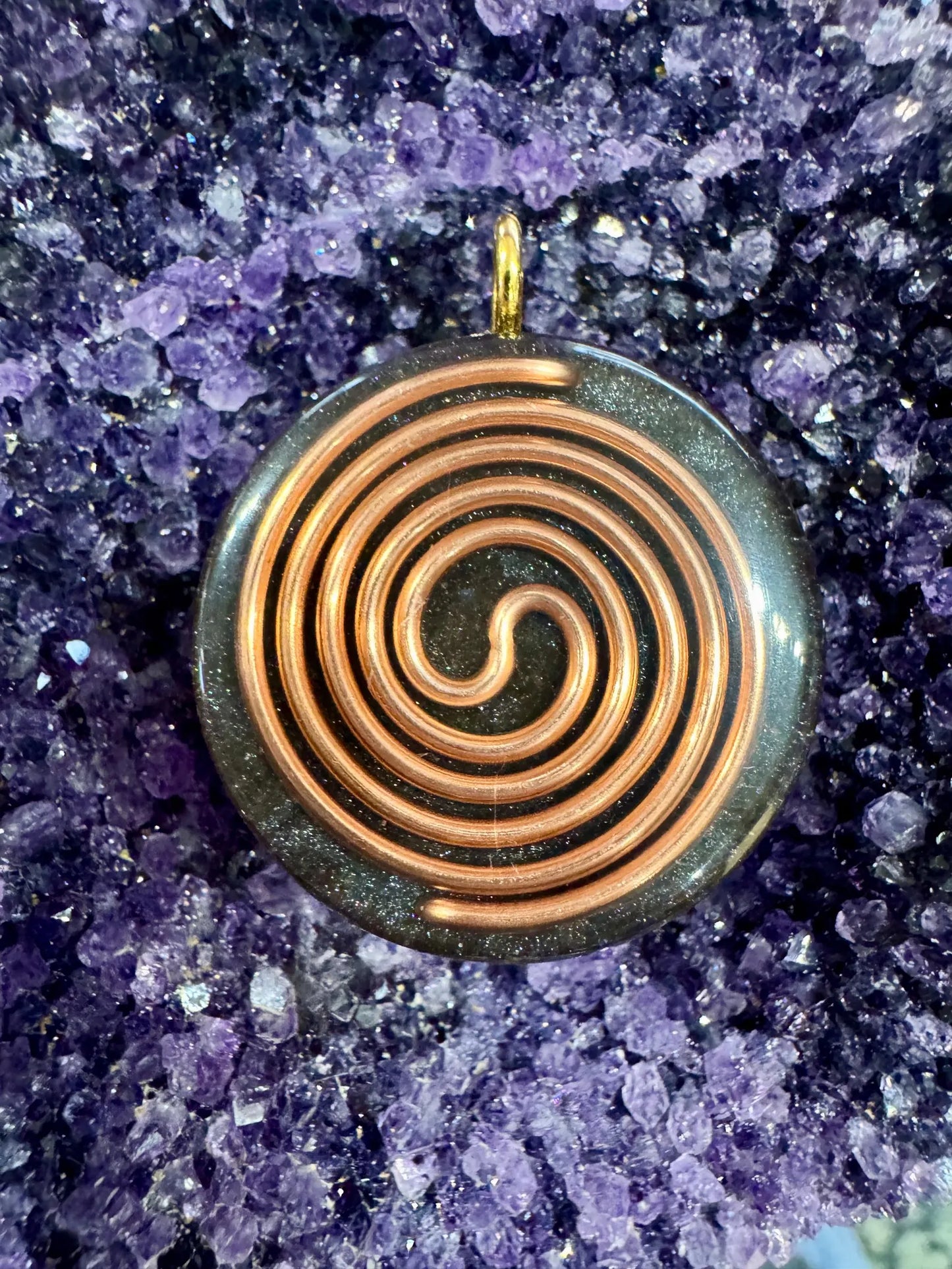 Stellar Light - Sacred Geometry Holographic Orgone Tesla Pendant- EMF Blocker - Chakra Balancing - FREE Necklace - Hand Made (Copy)